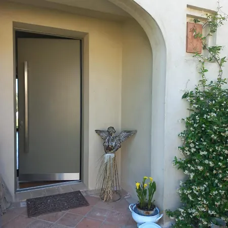 Beb Montefratta Bed and Breakfast 3*