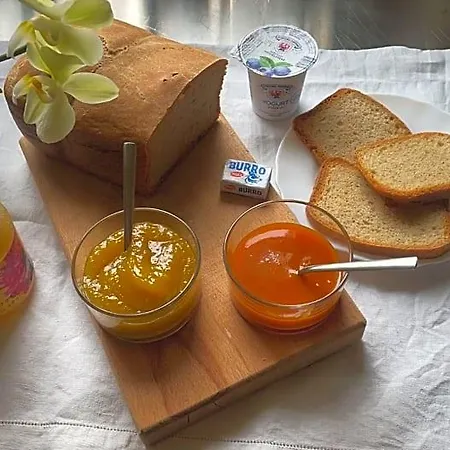 Beb Montefratta Bed and Breakfast 3*